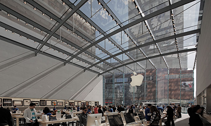 Apple Retail Store Broadway – USA